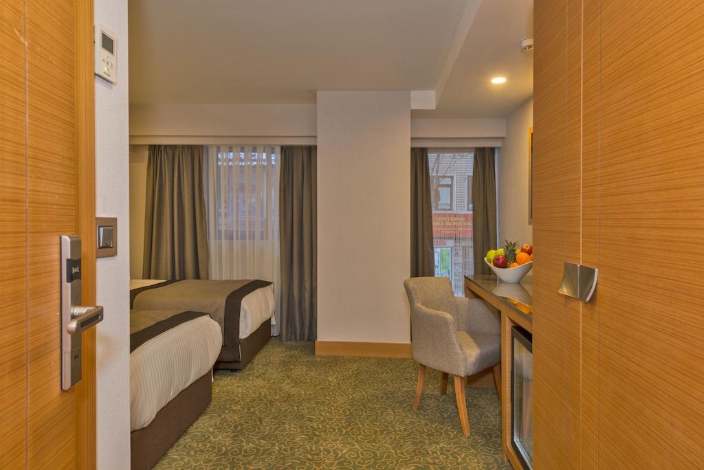 Bisetun Hotel Istanbul Exterior photo